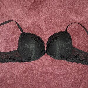 NWOT 38D Lace Pushup Bra
